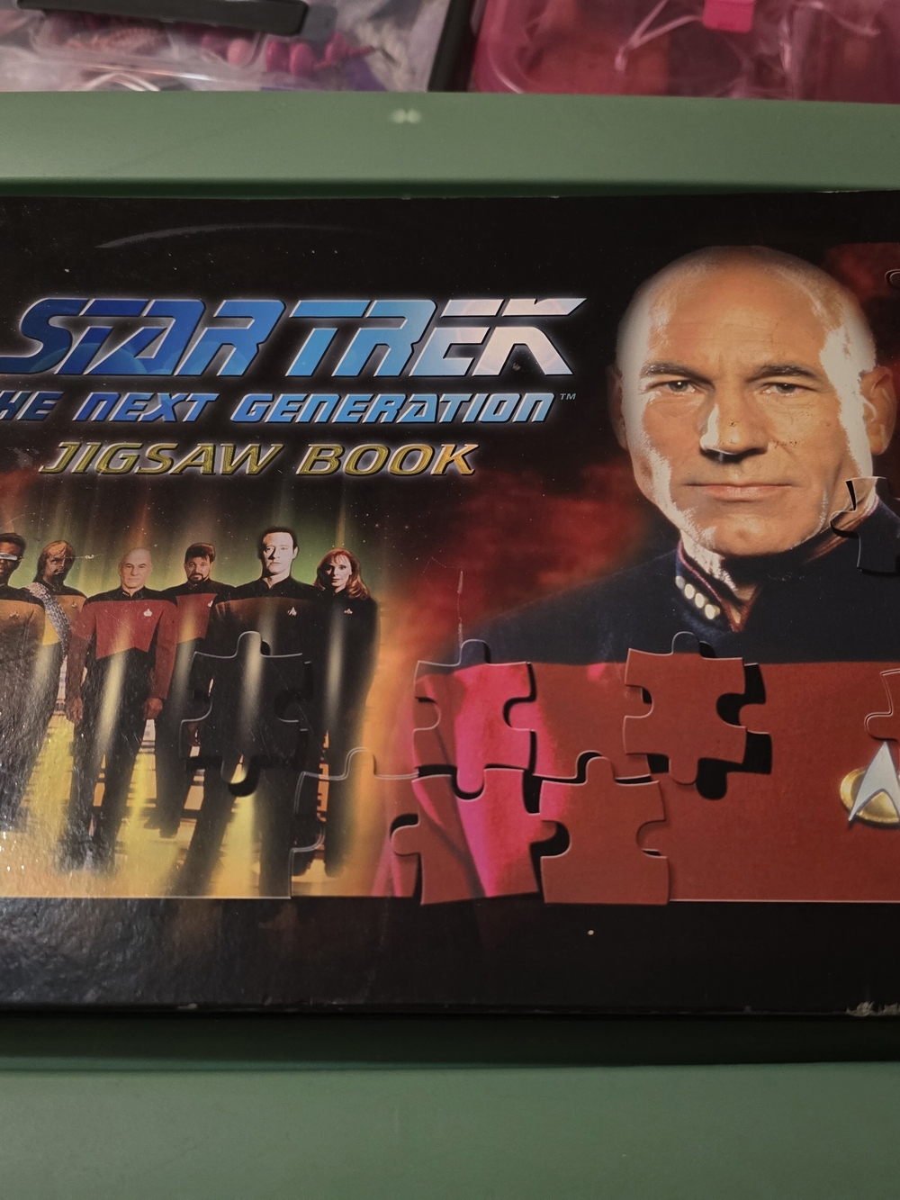 Star Trek The Next Generation Jigsaw Book - Red/Black